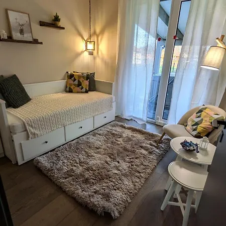 Haz A Hold Utcaban Holiday home Kehidakustany