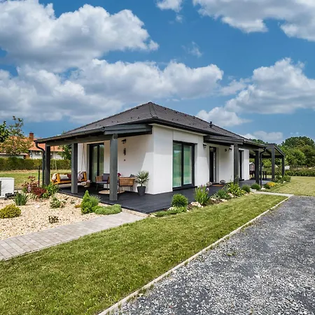 Haz A Hold Utcaban Prázdninový dům *