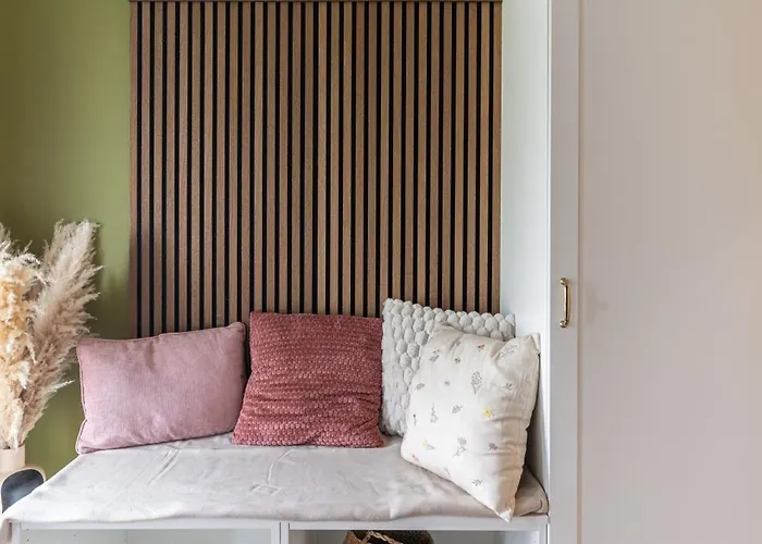 Haz A Hold Utcaban Kehidakustány