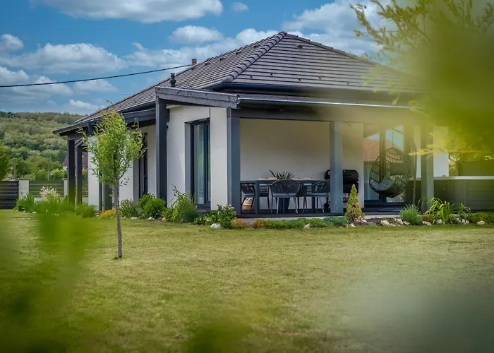 Haz A Hold Utcaban Σπίτι διακοπών *