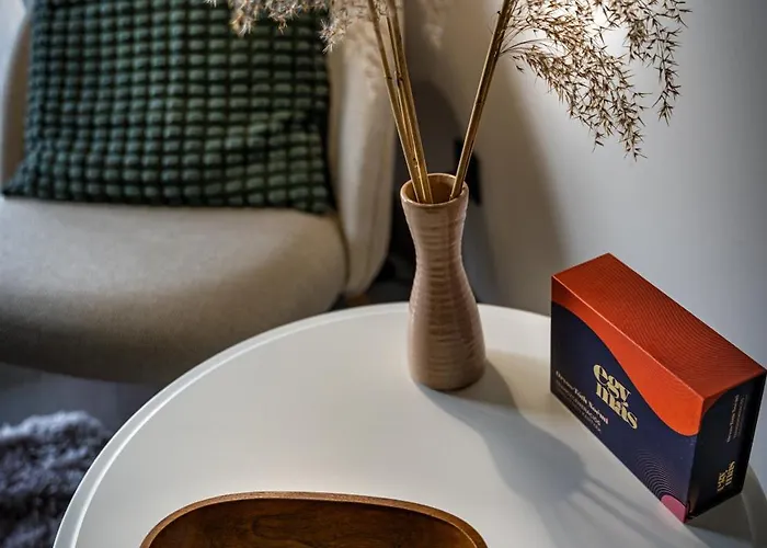 Haz A Hold Utcaban * Kehidakustány